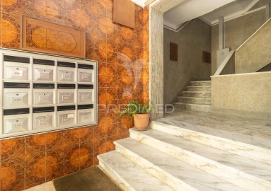 Apartamento T3 para Venda em Corroios