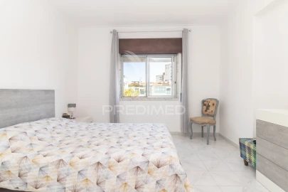 Apartamento T3 para Venda em Corroios