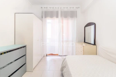 Apartamento T3 para Venda em Corroios