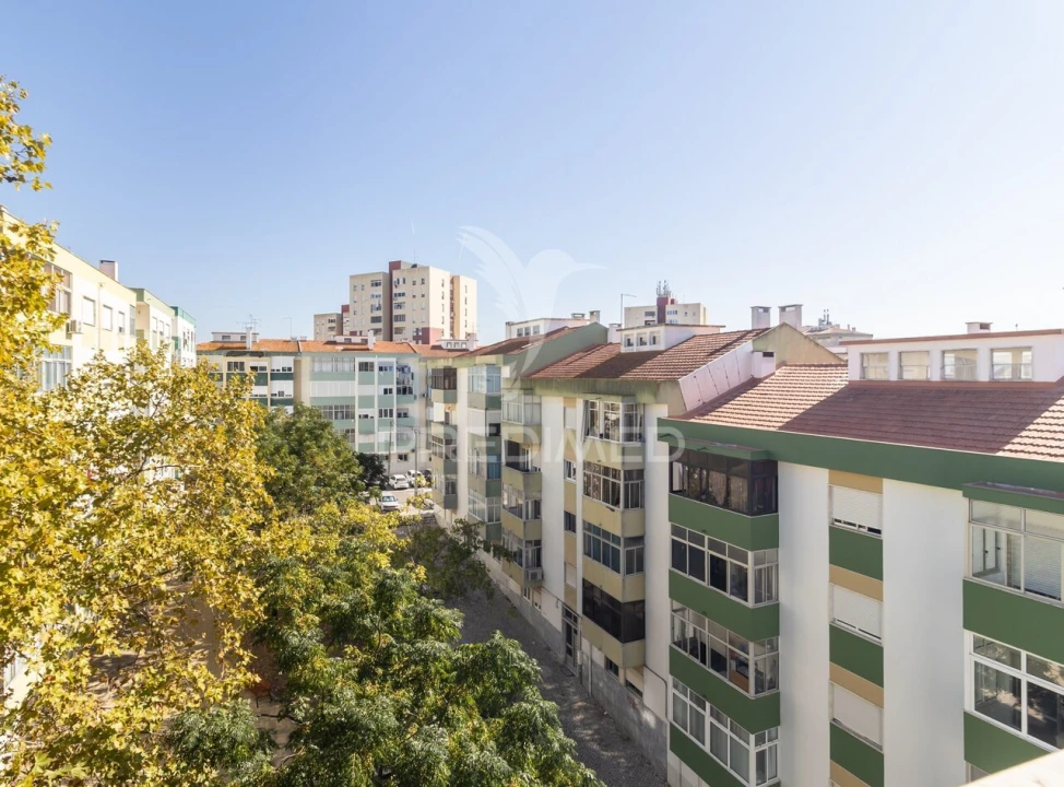 Apartamento T3 para Venda em Corroios Foto 7