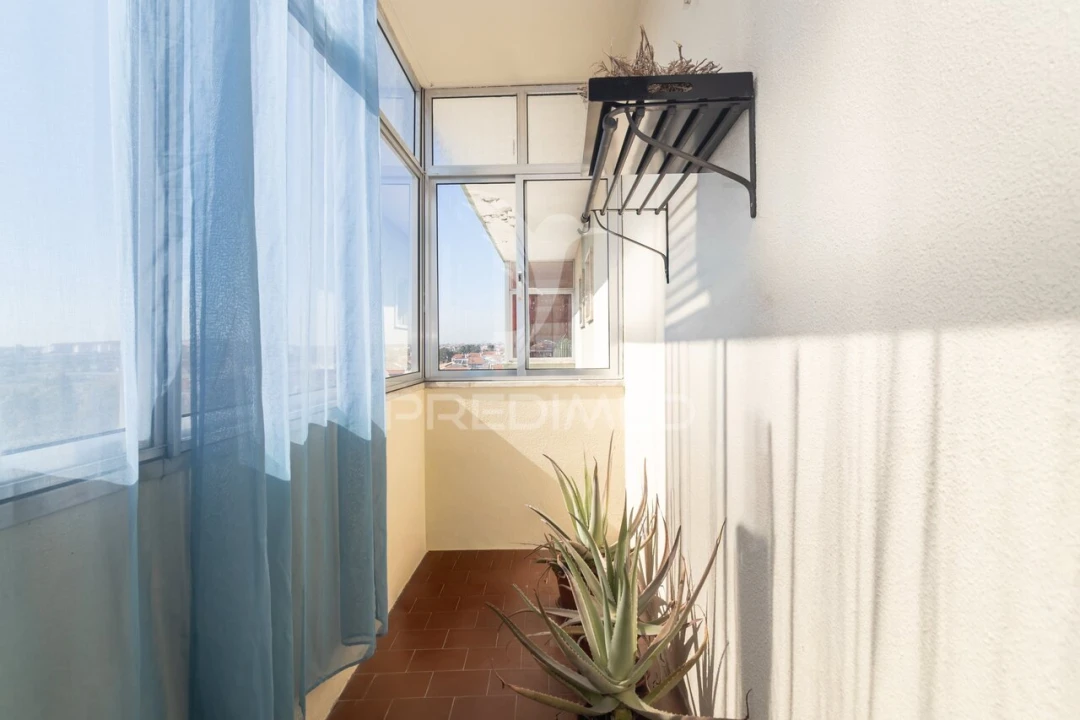 Apartamento T3 para Venda em Corroios Foto 15