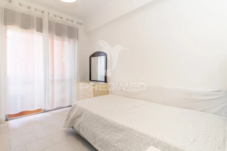 Apartamento T3 para Venda em Corroios Foto 27