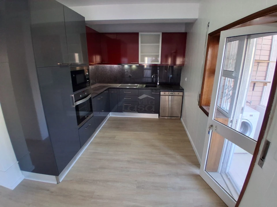 Apartamento T2 para Venda em Baguim do Monte (Rio Tinto) Foto 1