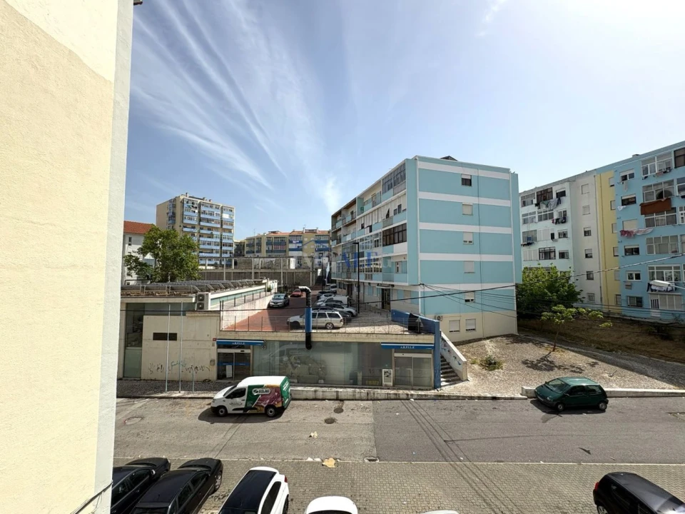 Apartamento T3 para Venda em Laranjeiro e Feijó Foto 14