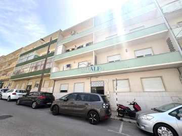 Apartamento T3 para Venda em Seixal, Arrentela e Aldeia de Paio Pires