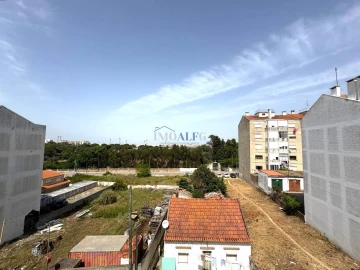 Apartamento T3 para Venda em Seixal, Arrentela e Aldeia de Paio Pires