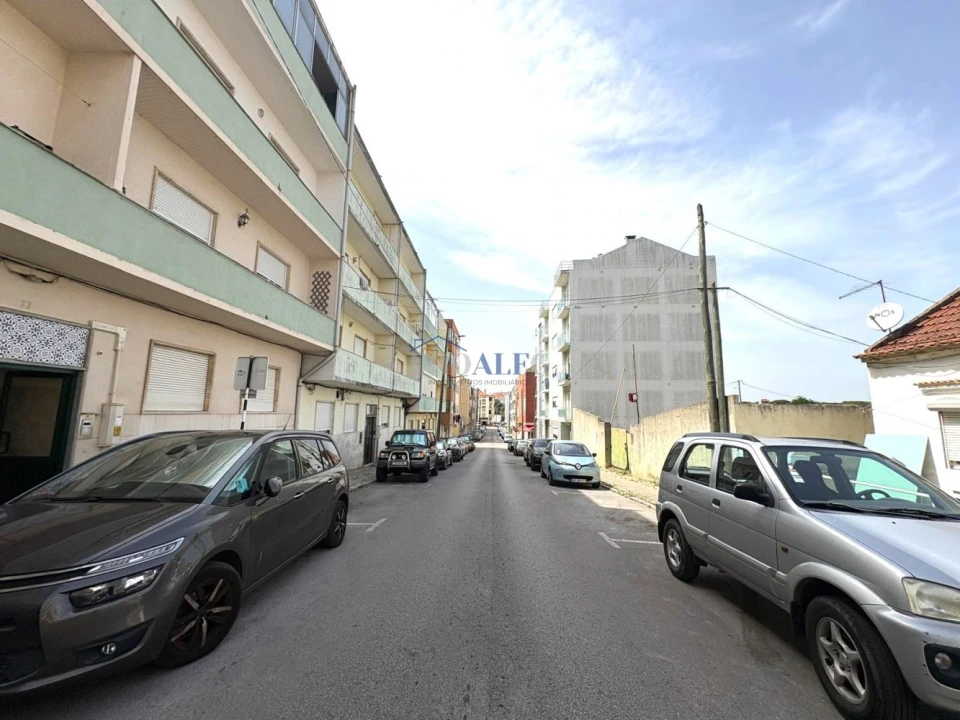 Apartamento T3 para Venda em Seixal, Arrentela e Aldeia de Paio Pires Foto 27