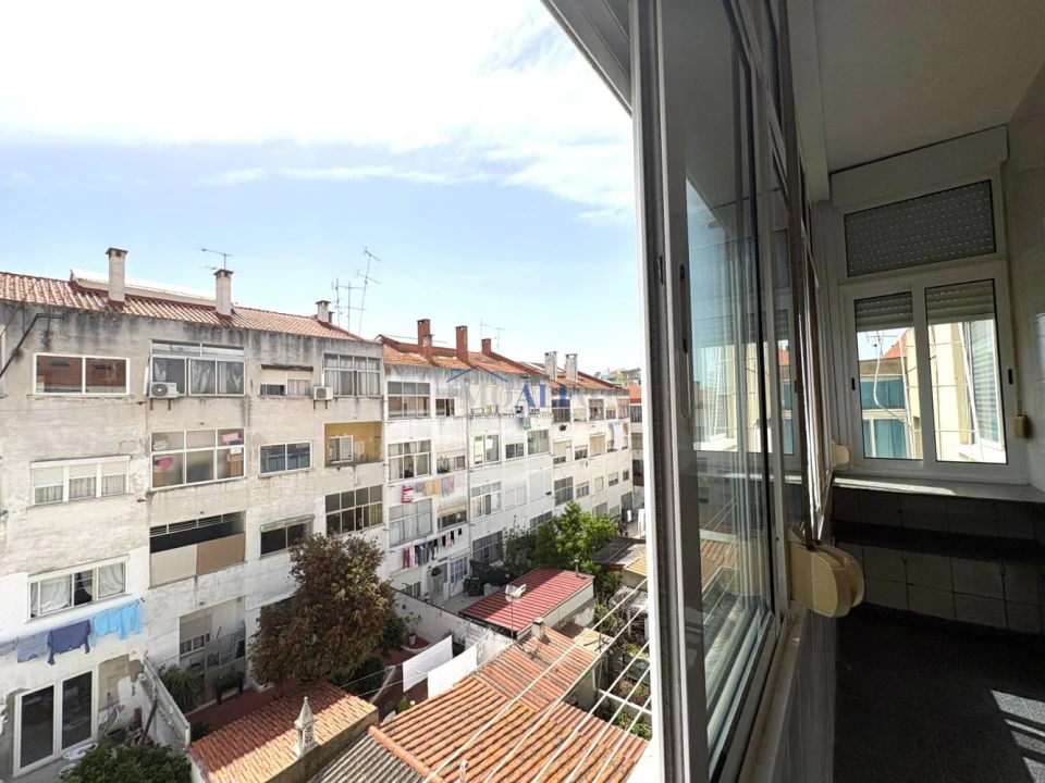 Apartamento T3 para Venda em Seixal, Arrentela e Aldeia de Paio Pires Foto 25