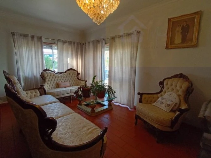 Moradia T4 para Venda em Marvila, Ribeira Santarém, São Salvador, São Nicolau Foto 11