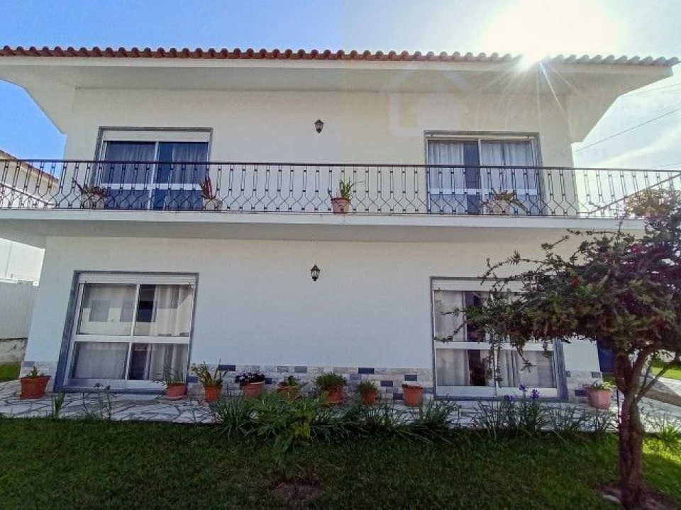 Moradia T4 para Venda em Marvila, Ribeira Santarém, São Salvador, São Nicolau Foto 2