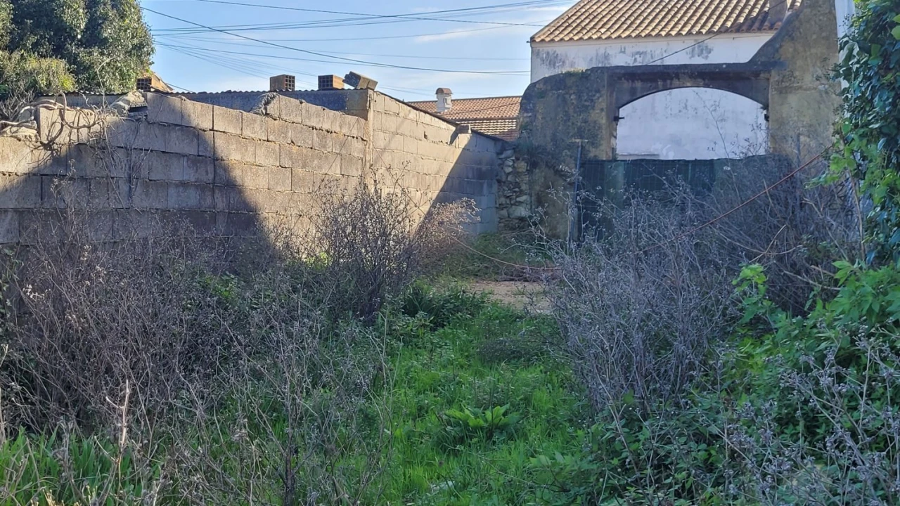 Moradia T2 para Venda em Maiorca Foto 2