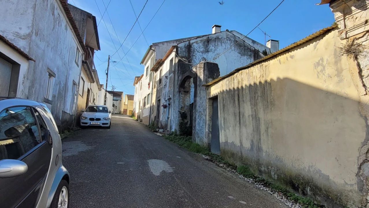 Moradia T2 para Venda em Maiorca Foto 9
