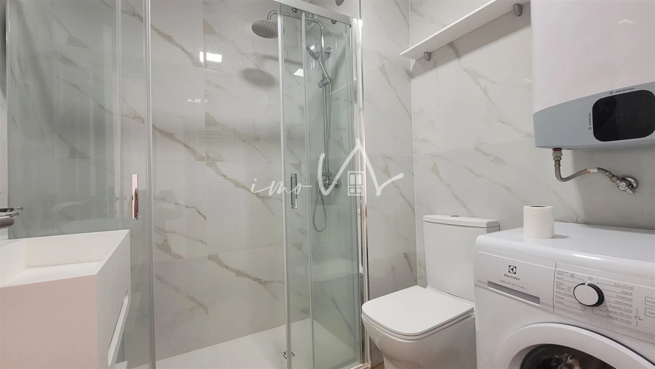 Apartamento T1 para Venda em Buarcos Foto 15
