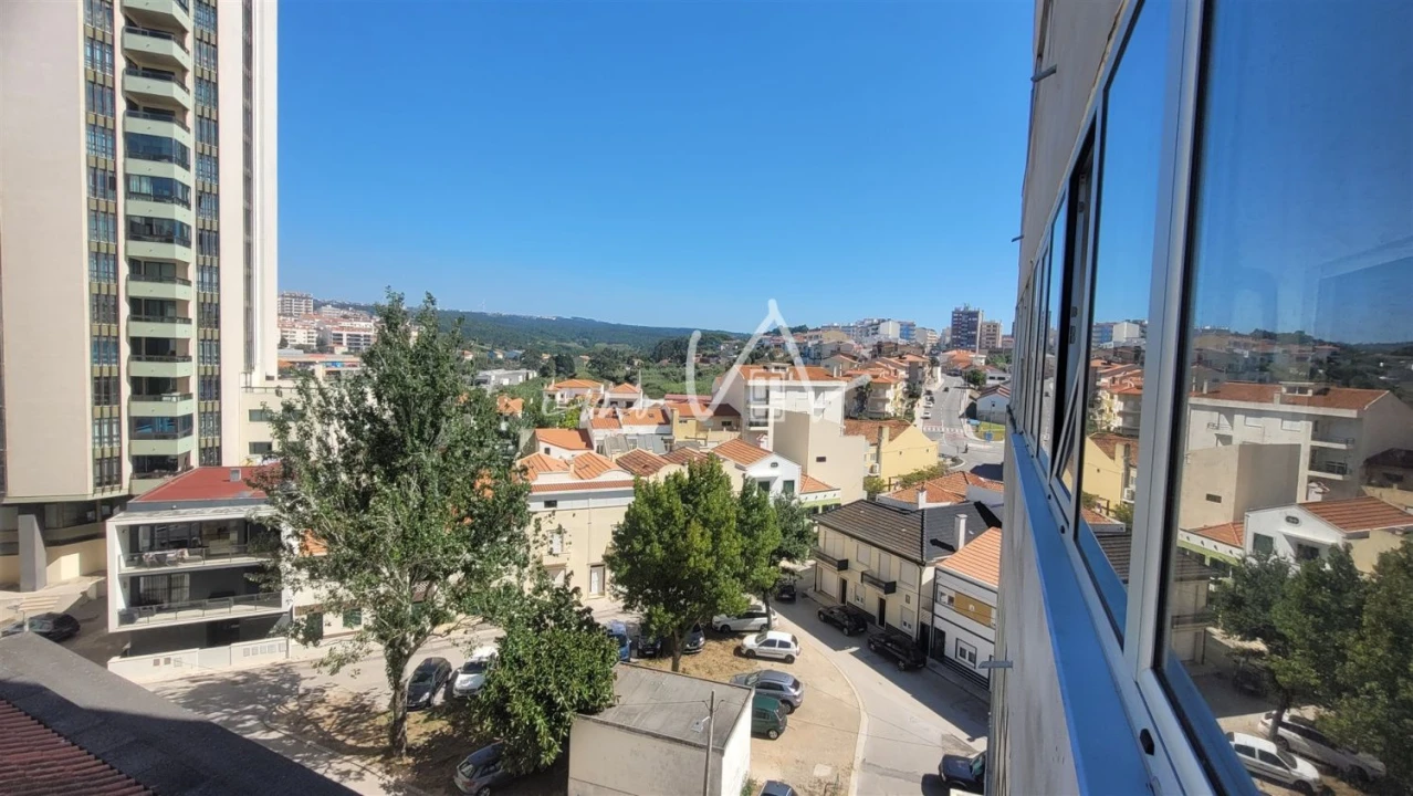 Apartamento T1 para Venda em Buarcos Foto 3