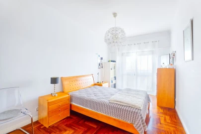 Apartamento T3 para Venda em Póvoa de Santa Iria e Forte da Casa