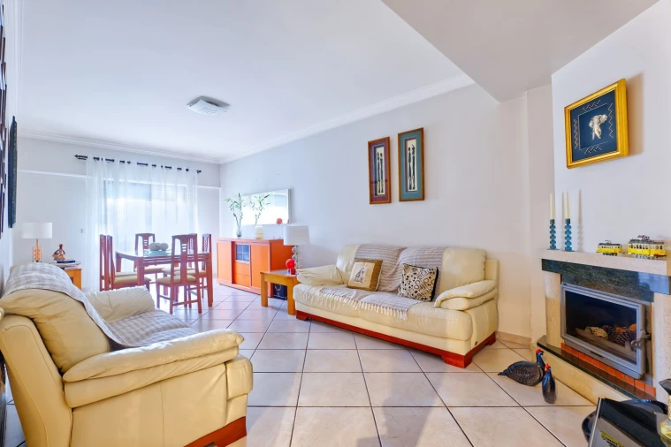 Apartamento T3 para Venda em Póvoa de Santa Iria e Forte da Casa Foto 6