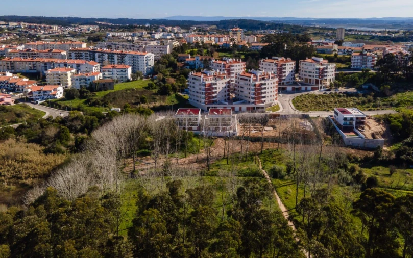 Moradia T4 para Venda em Tavarede Foto 13