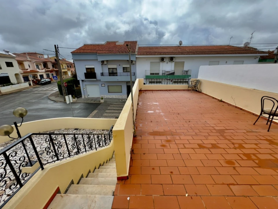 Moradia T3 para Venda em Silves Foto 7