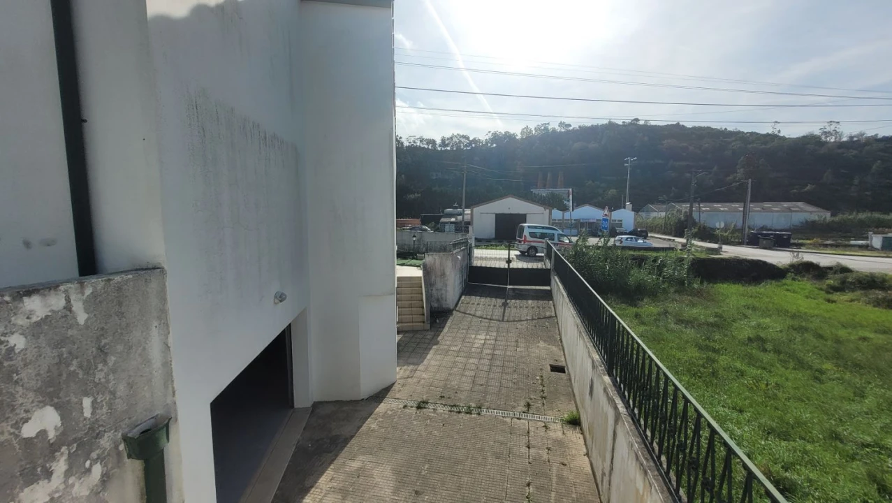 Moradia T4 para Venda em Tavarede Foto 28