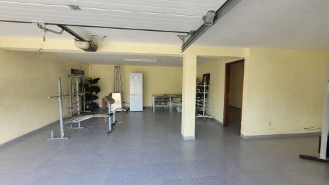 Moradia T4 para Venda em Tavarede