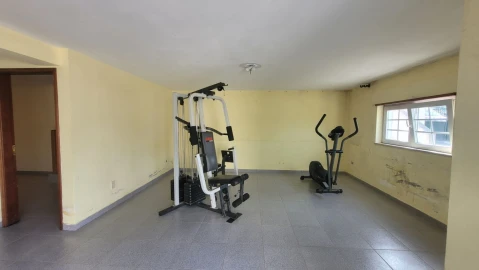 Moradia T4 para Venda em Tavarede