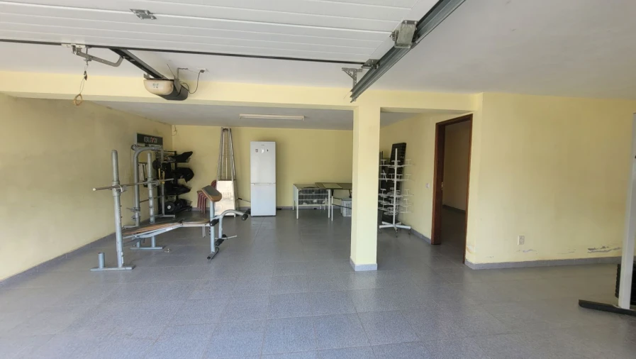 Moradia T4 para Venda em Tavarede Foto 32