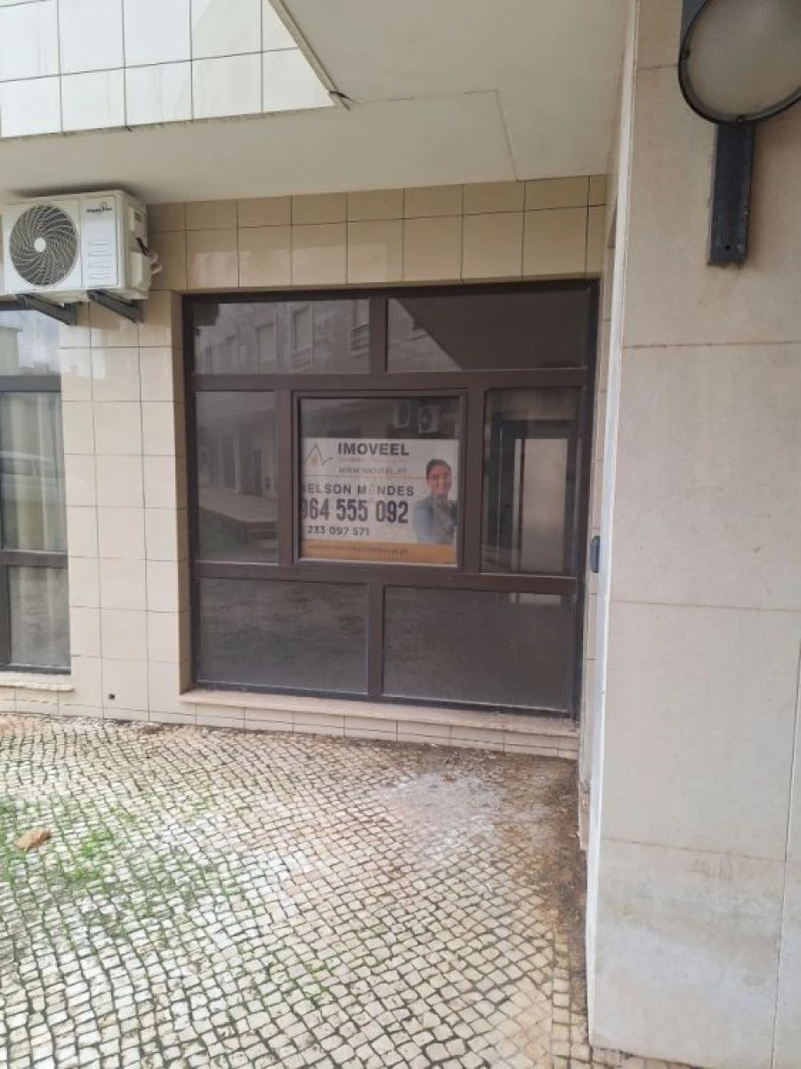 Escritório para Venda em Benedita
