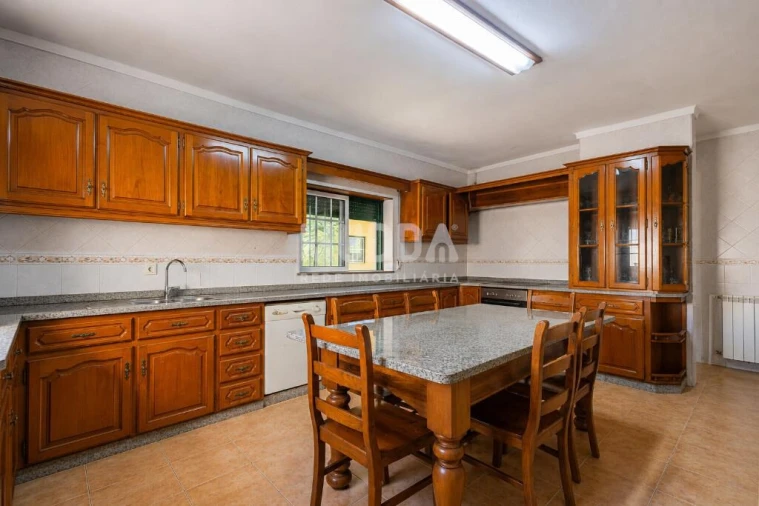 Moradia T4 para Venda em Cacia Foto 27