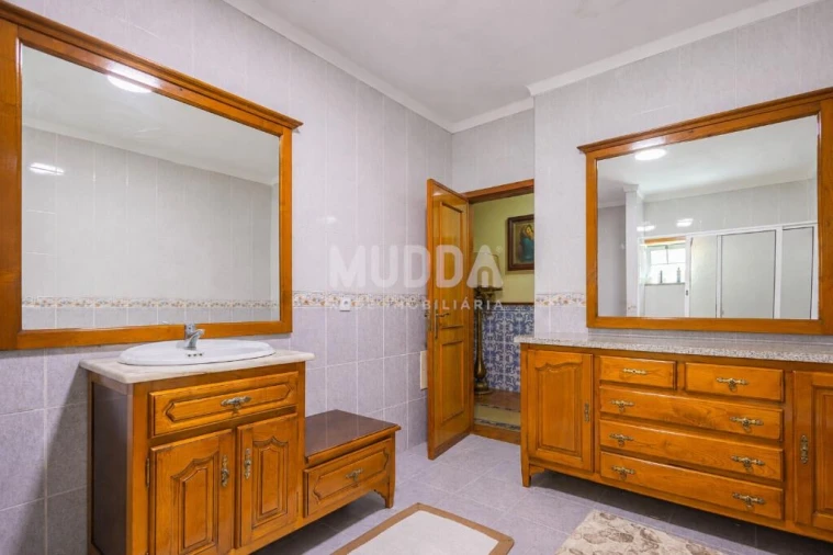 Moradia T4 para Venda em Cacia Foto 20