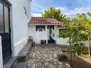 Moradia T3 para Venda em Serpins