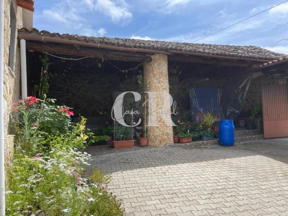 Moradia T3 para Venda em Serpins Foto 35