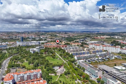 Apartamento T4 para Venda em Oeiras e São Julião da Barra, Paço de Arcos e Caxias