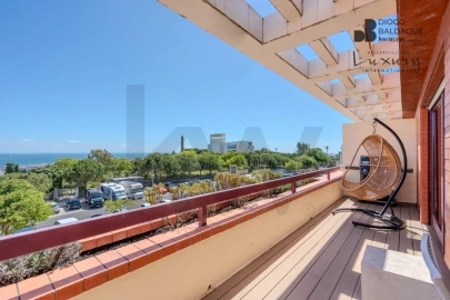 Apartamento T4 para Venda em Oeiras e São Julião da Barra, Paço de Arcos e Caxias
