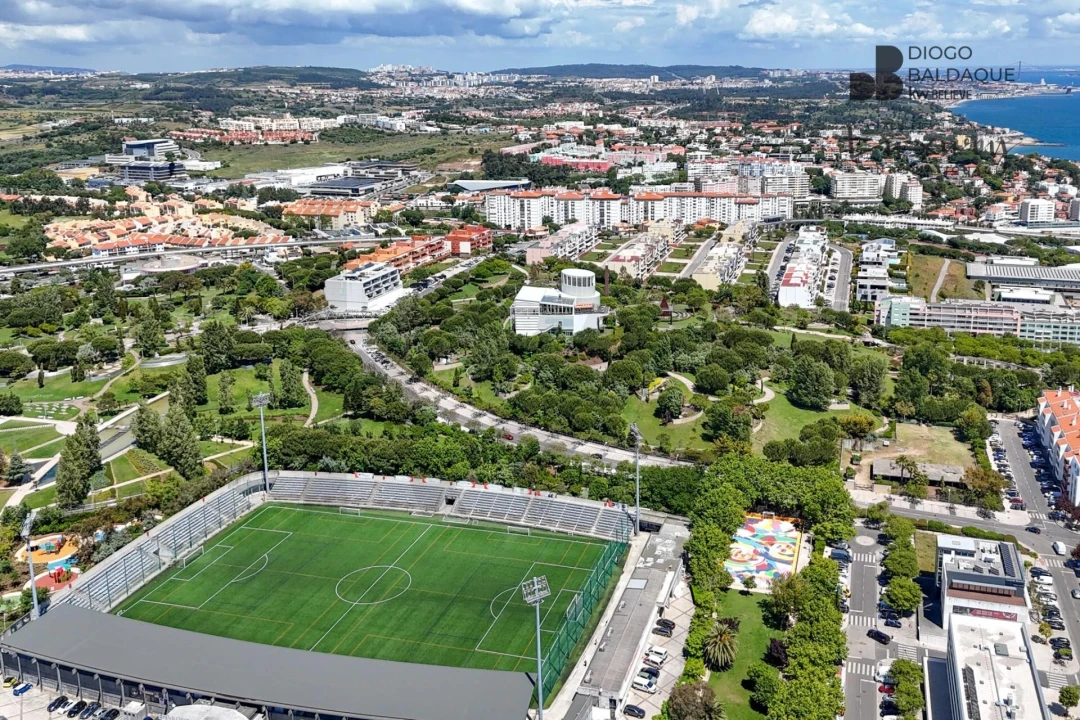 Apartamento T4 para Venda em Oeiras e São Julião da Barra, Paço de Arcos e Caxias Foto 4