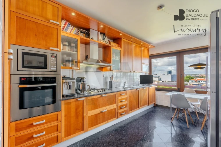 Apartamento T4 para Venda em Oeiras e São Julião da Barra, Paço de Arcos e Caxias Foto 15