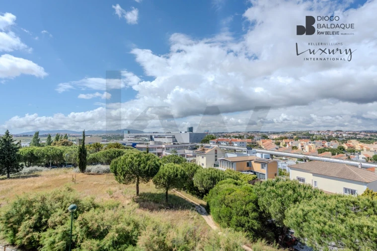 Apartamento T4 para Venda em Oeiras e São Julião da Barra, Paço de Arcos e Caxias Foto 19