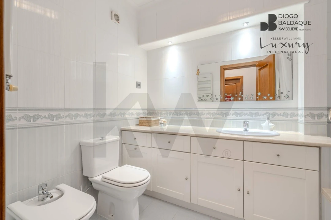 Apartamento T4 para Venda em Oeiras e São Julião da Barra, Paço de Arcos e Caxias Foto 27