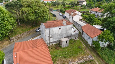 Moradia T3 para Venda em Galegos (Santa Maria)
