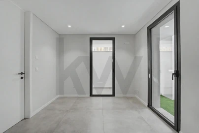 Moradia T3 para Venda em Arrifana