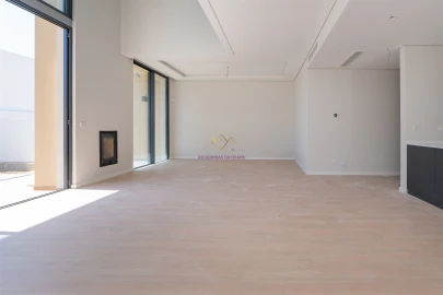 Moradia T4 para Venda em Alcabideche