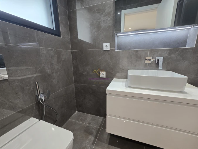 Moradia T4 para Venda em Alcabideche Foto 42