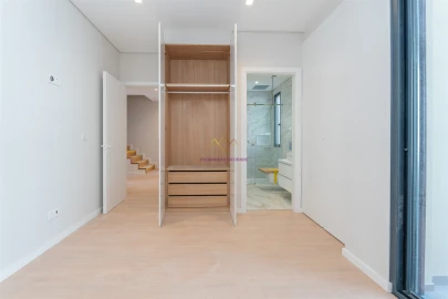 Moradia T4 para Venda em Alcabideche