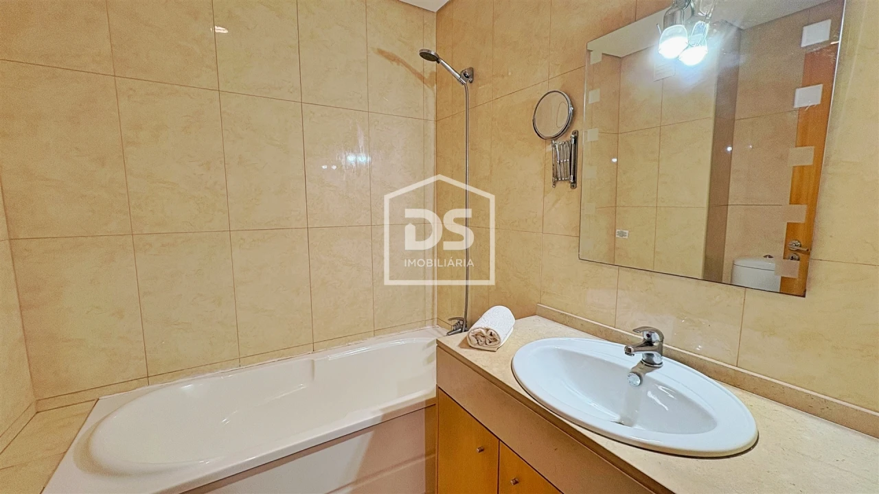 Apartamento T2 para Venda em São Mamede de Infesta e Senhora da Hora Foto 7