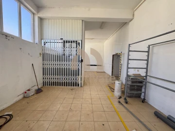 Armazém para Venda em Raimonda