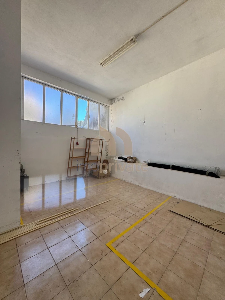 Armazém para Venda em Raimonda Foto 13