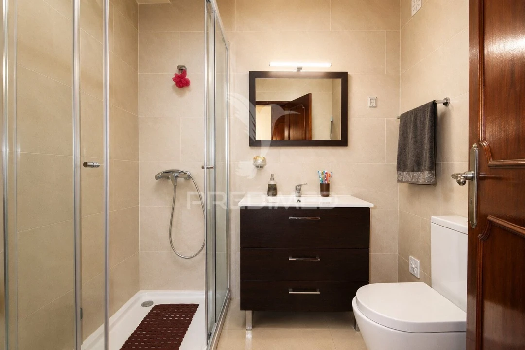 Apartamento T3 para Venda em Alcochete Foto 7