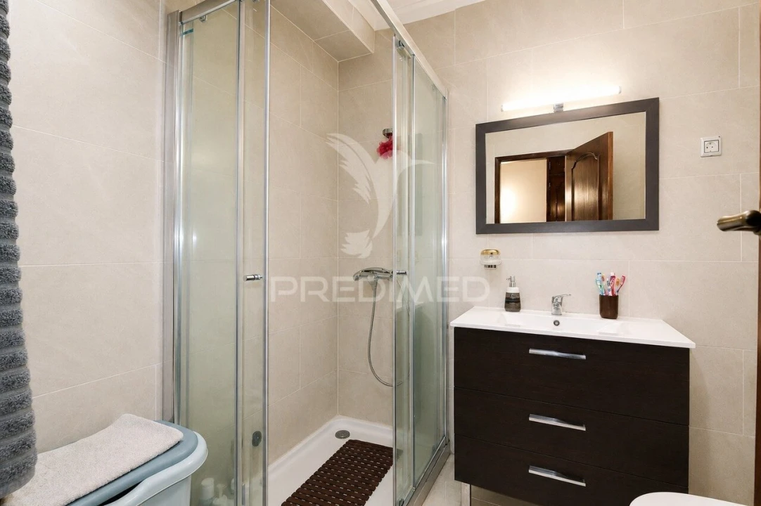 Apartamento T3 para Venda em Alcochete Foto 8