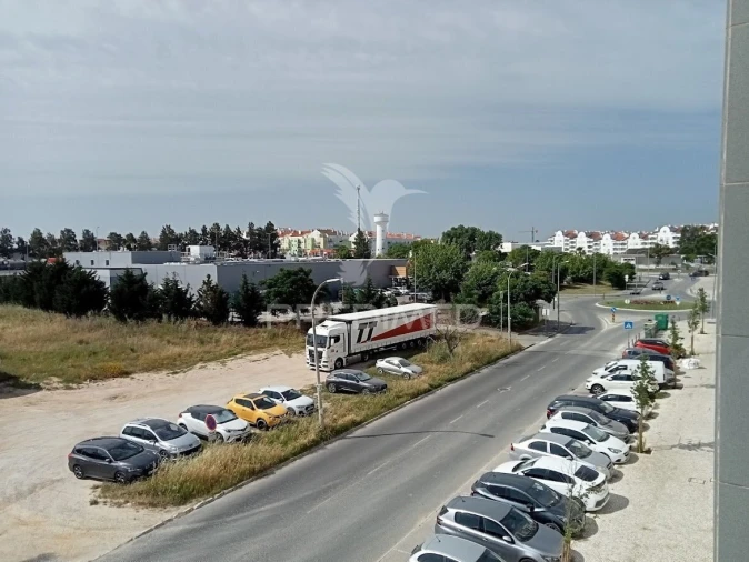 Apartamento T3 para Venda em Alcochete Foto 21