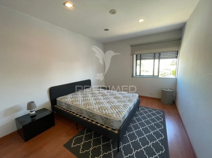 Apartamento T2 para Venda em Braga (Maximinos, Sé e Cividade) Foto 9