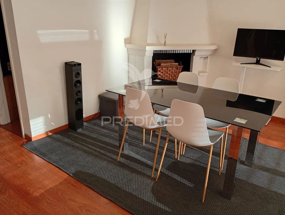 Apartamento T2 para Venda em Braga (Maximinos, Sé e Cividade) Foto 2